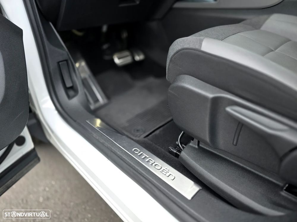 Citroën C5 Aircross 1.6 PureTech Shine EAT8 - 28