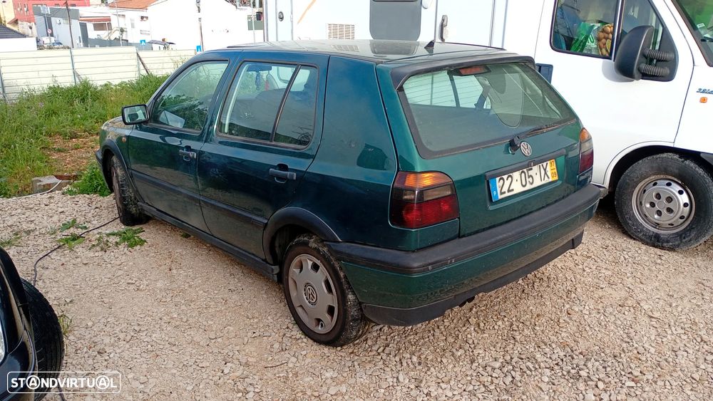 VW Golf 1.6 GT - 2