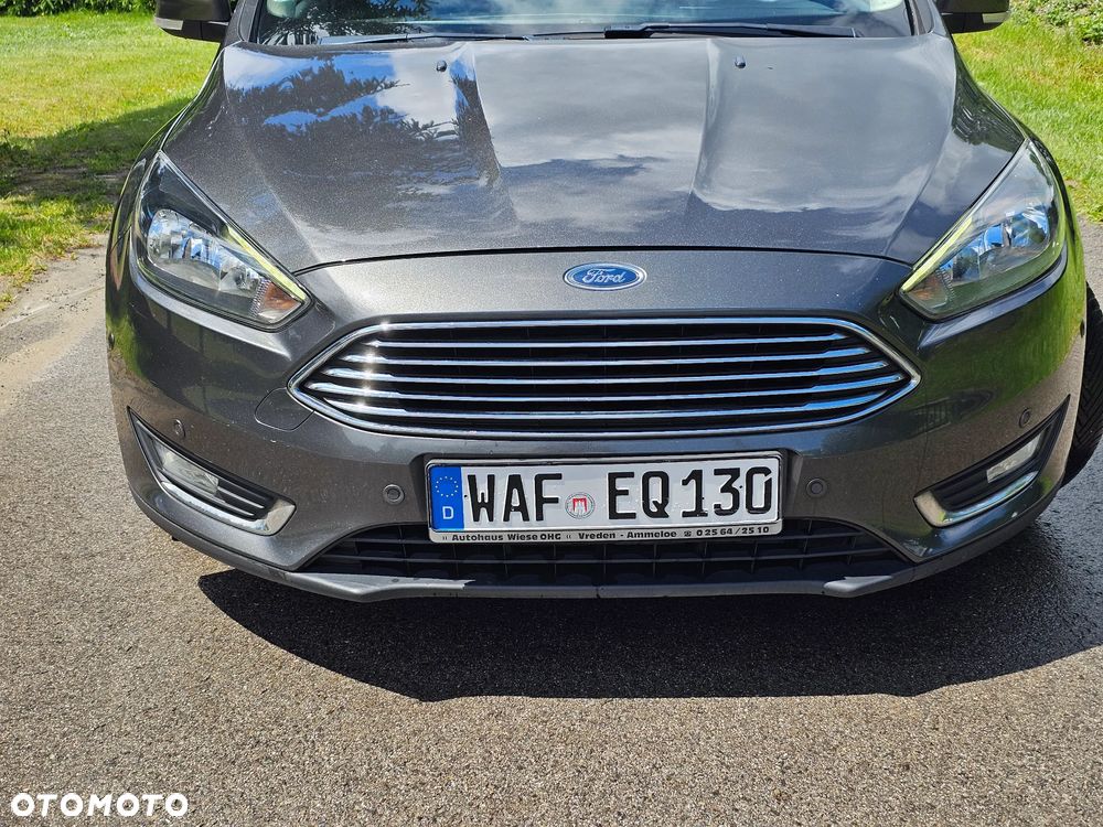 Ford Focus - 37