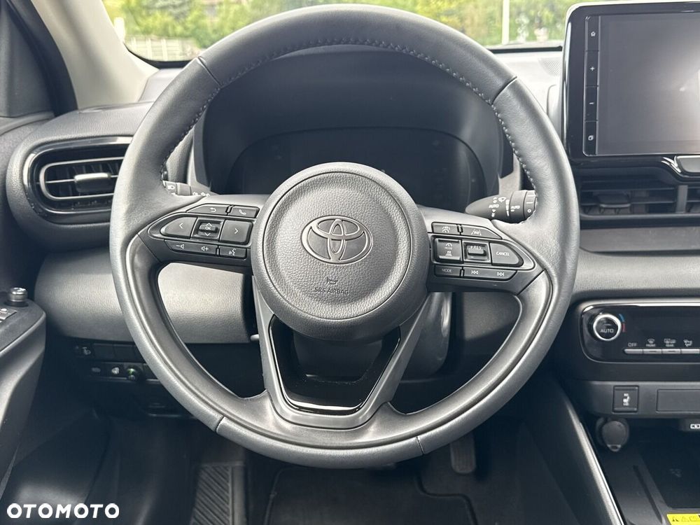 Toyota Yaris Hybrid 1.5 Style - 21