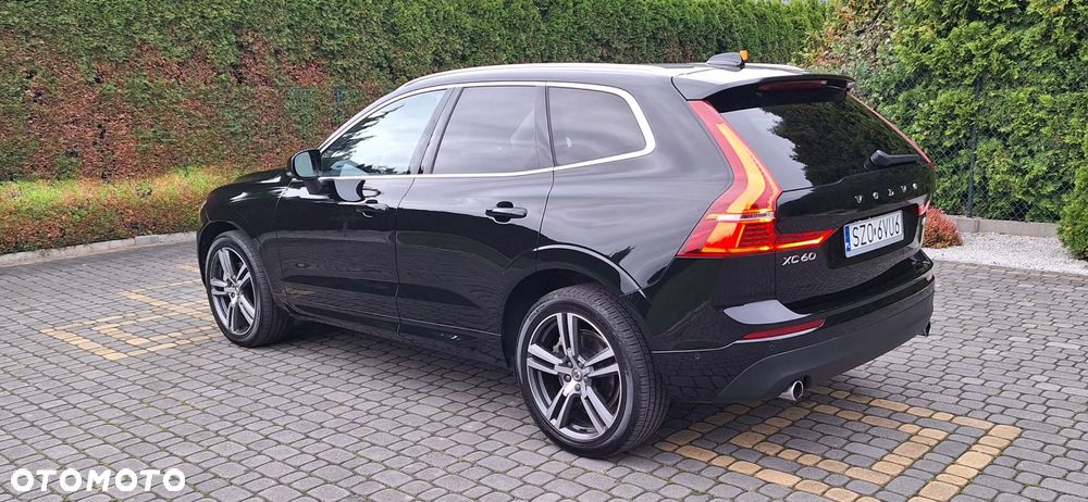 Volvo XC 60 T6 AWD Momentum - 4