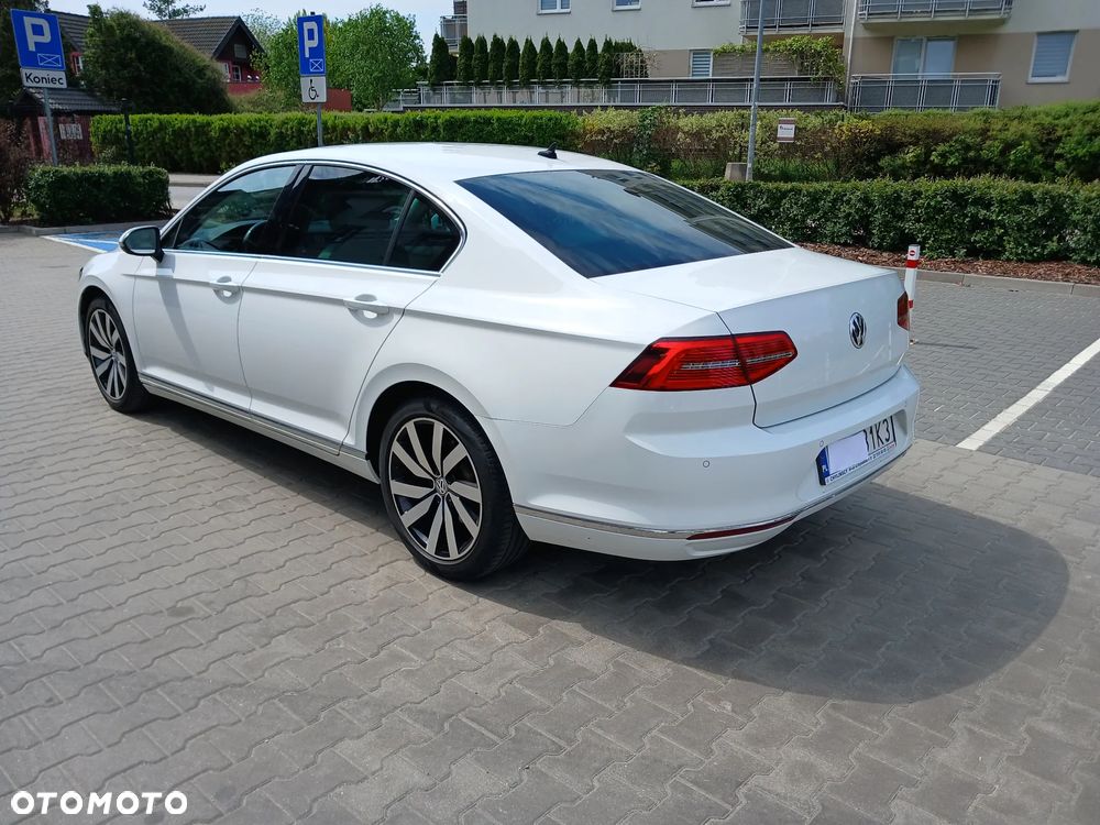 Volkswagen Passat 2.0 TDI BMT Highline DSG - 4