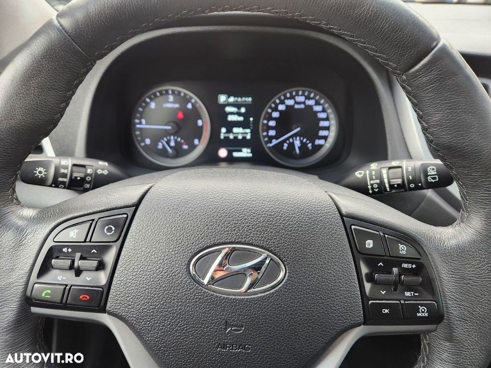 Hyundai Tucson 2.0 CRDI 4WD 6AT Style - 7