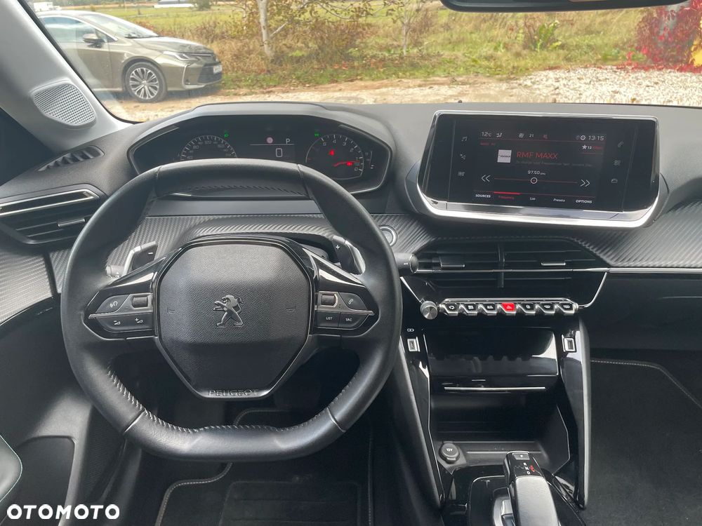 Peugeot 208 1.2 PureTech Allure S&S EAT8 - 9
