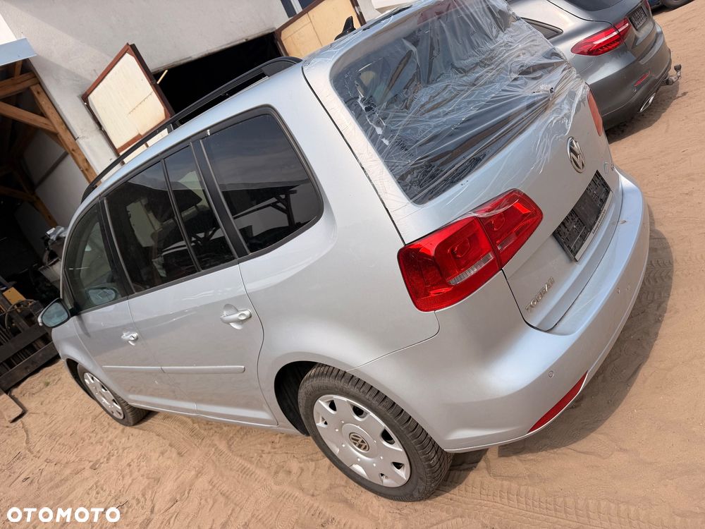 Volkswagen Touran 1.4 TSI DSG STYLE - 5