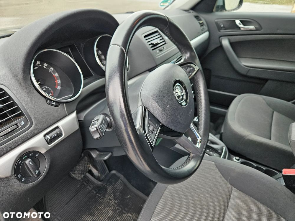 Skoda Yeti 2.0 TDI SCR 4x4 Ambition DSG - 16