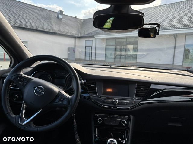 Opel Astra 1.4 T Dynamic - 11