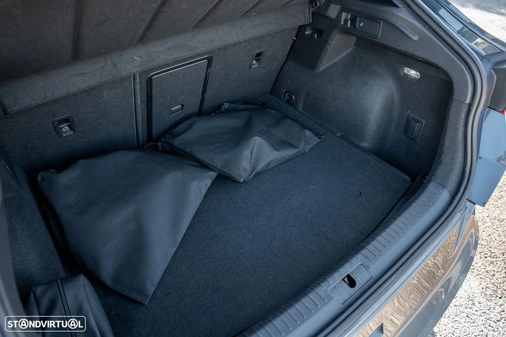 Cupra Formentor 1.4 e-Hybrid DSG - 25