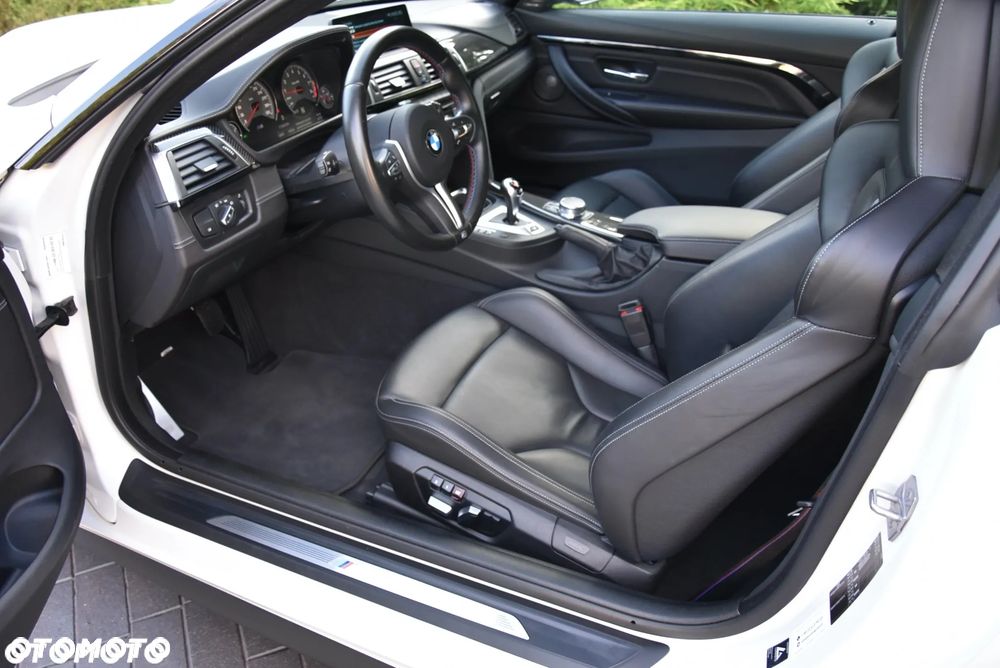 BMW M4 - 12