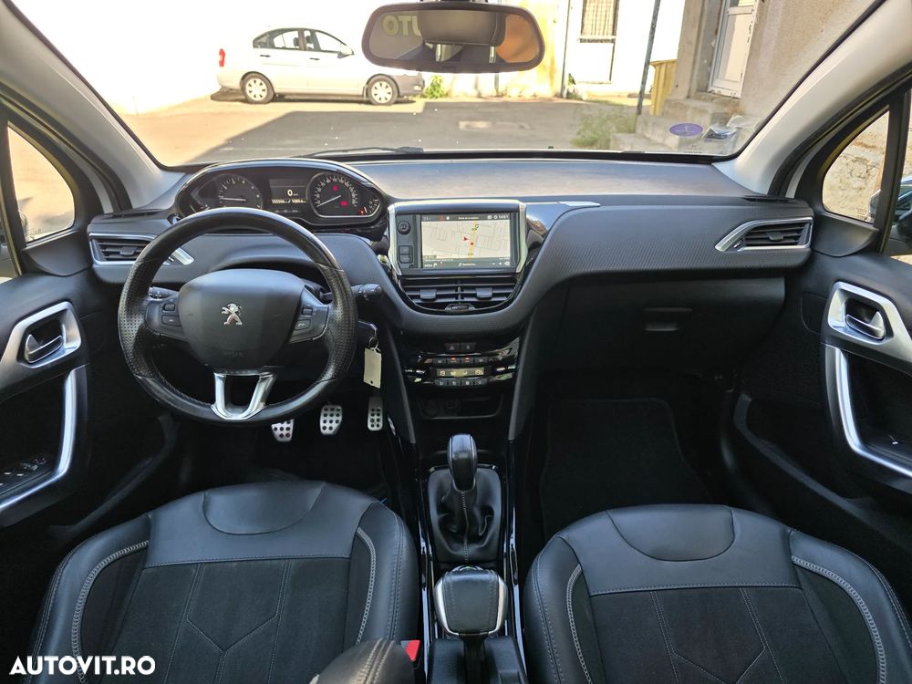 Peugeot 2008 PureTech 110 Stop&Start Crossway - 15