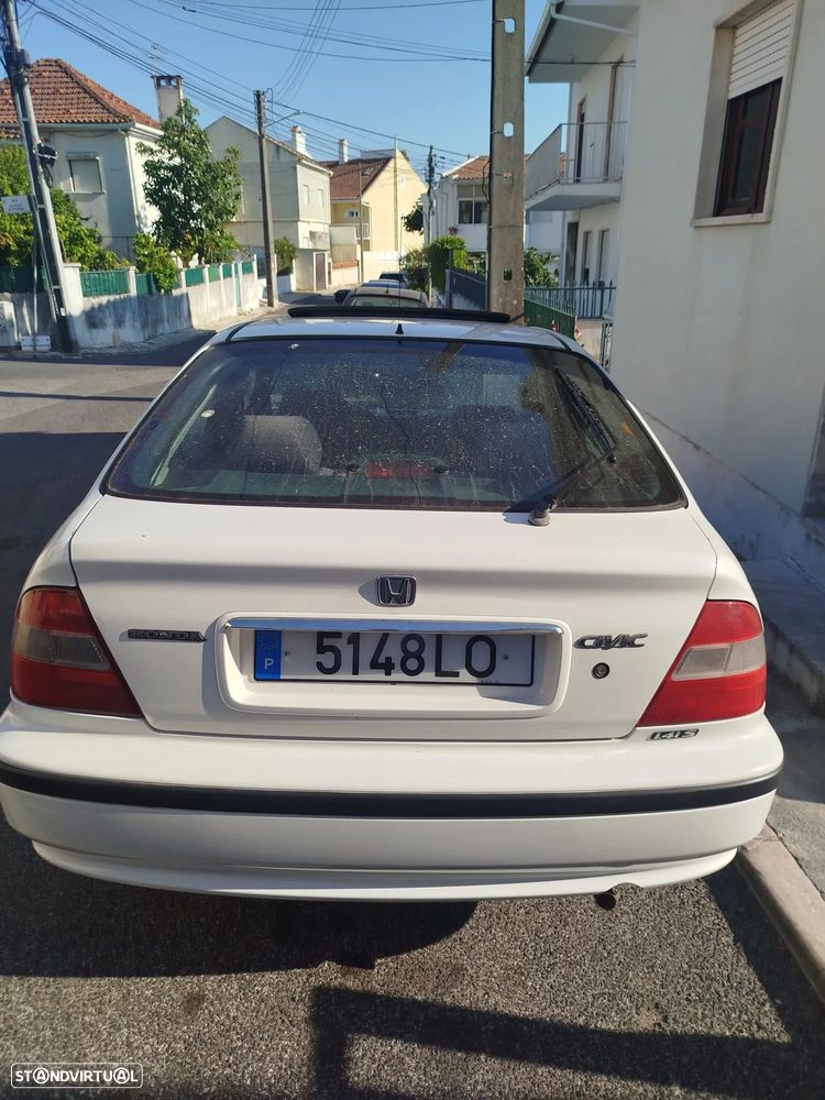 Honda Civic 1.4i S - 2