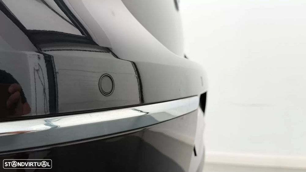 VW Passat 2.0 TDI Sport - 11