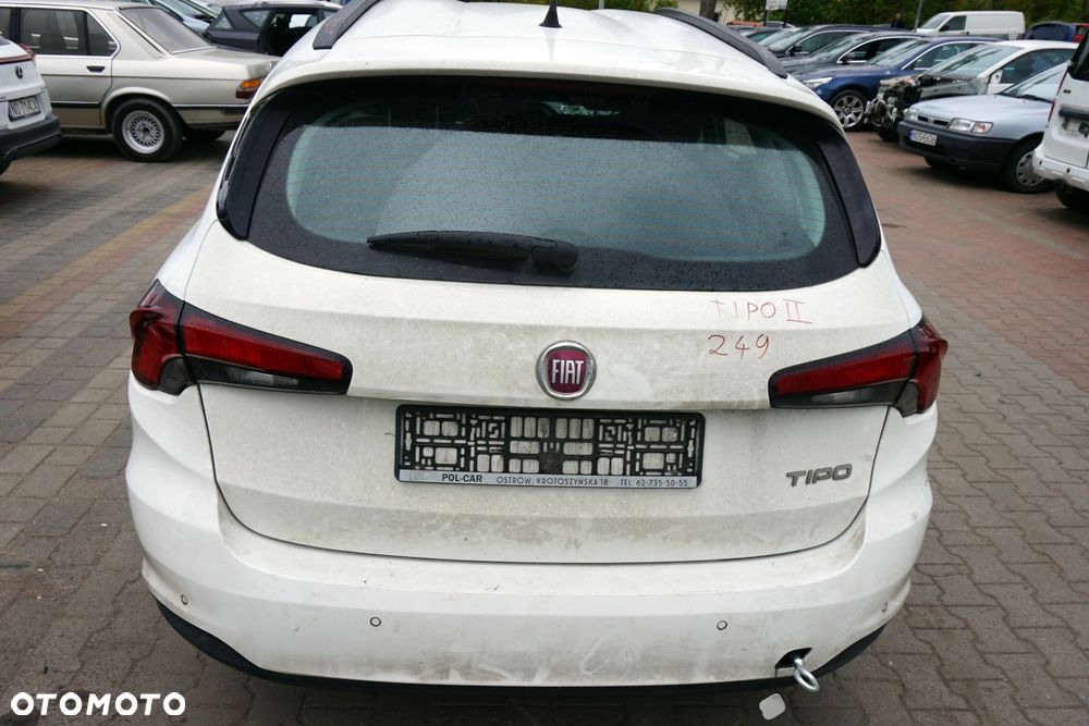 KLAPA BAGAŻNIKA TYLNA TIPO II 356 KOMBI 249  BIAŁY FIAT 2016-2020 - 1