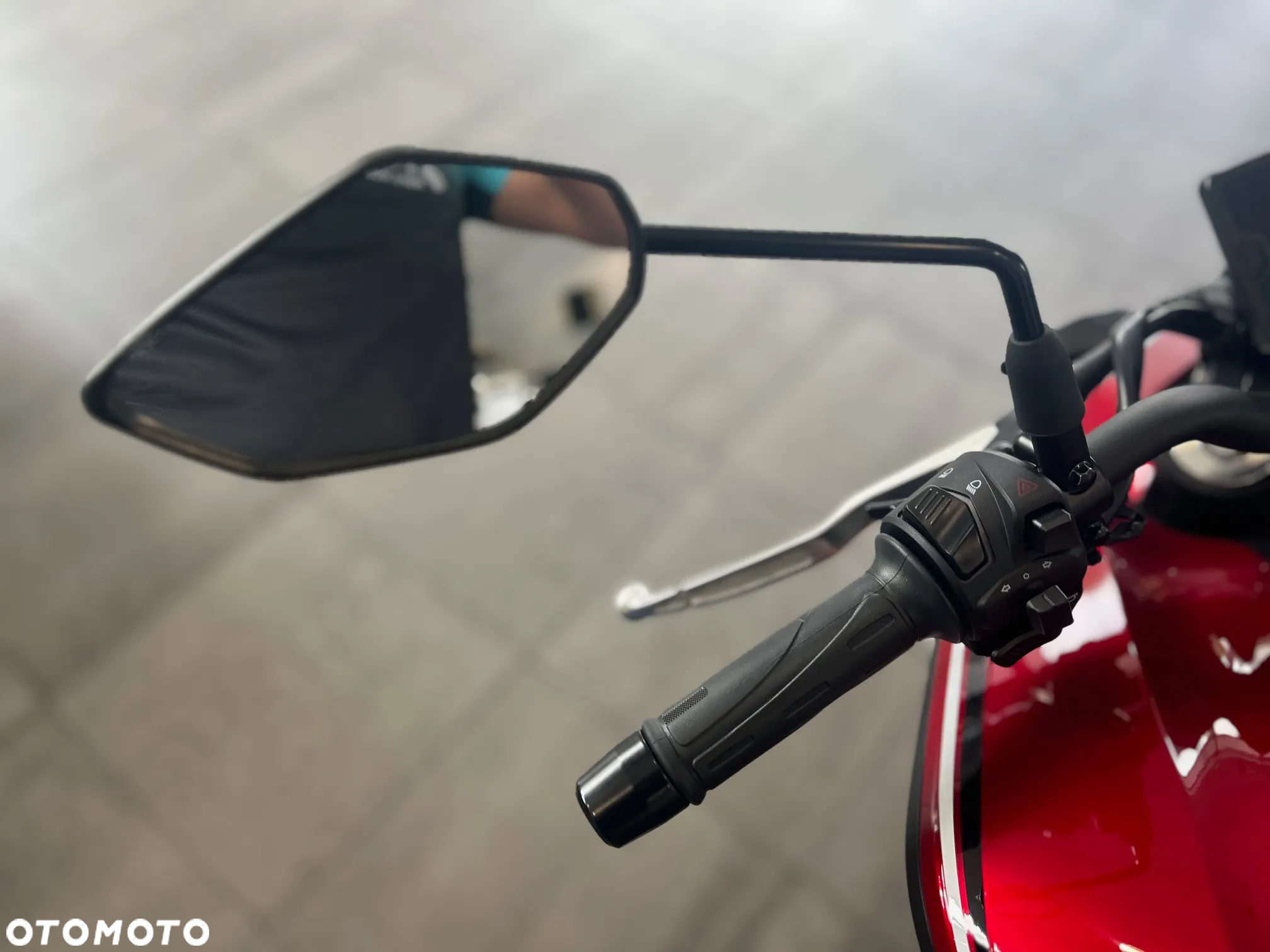 KOVE NK125R - 9