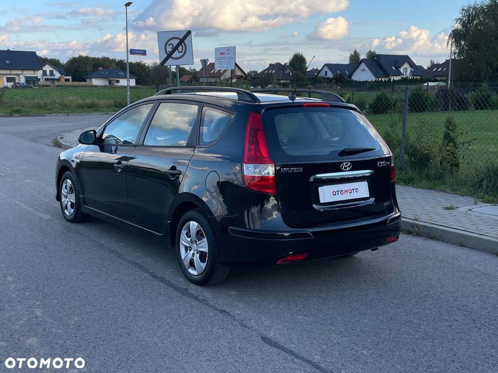 Hyundai i30 i30cw 1.6 CRDi blue Classic - 36