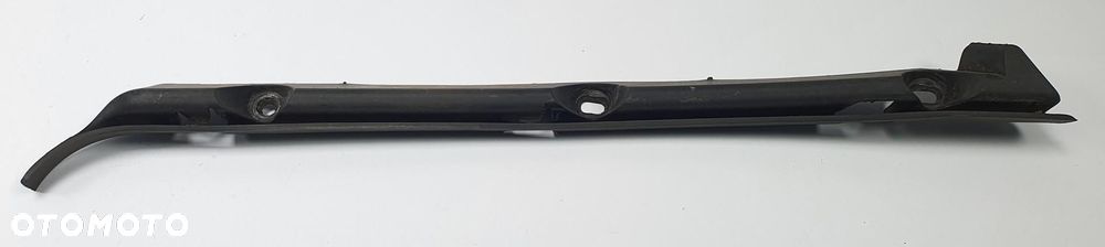 ŚLIZG ZDERZAKA LEWY TYŁ RANGE ROVER III L322 7001613 - 1