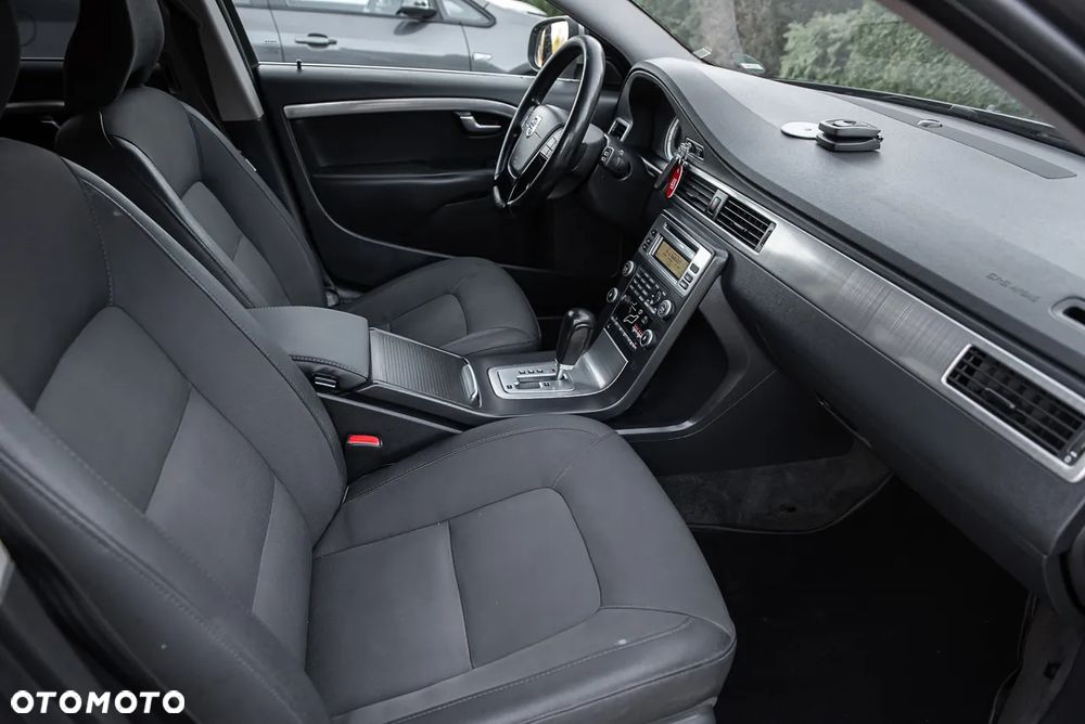 Volvo V70 - 26