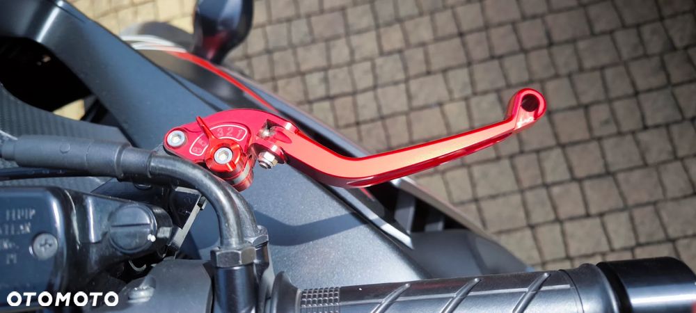 Honda CBR - 15
