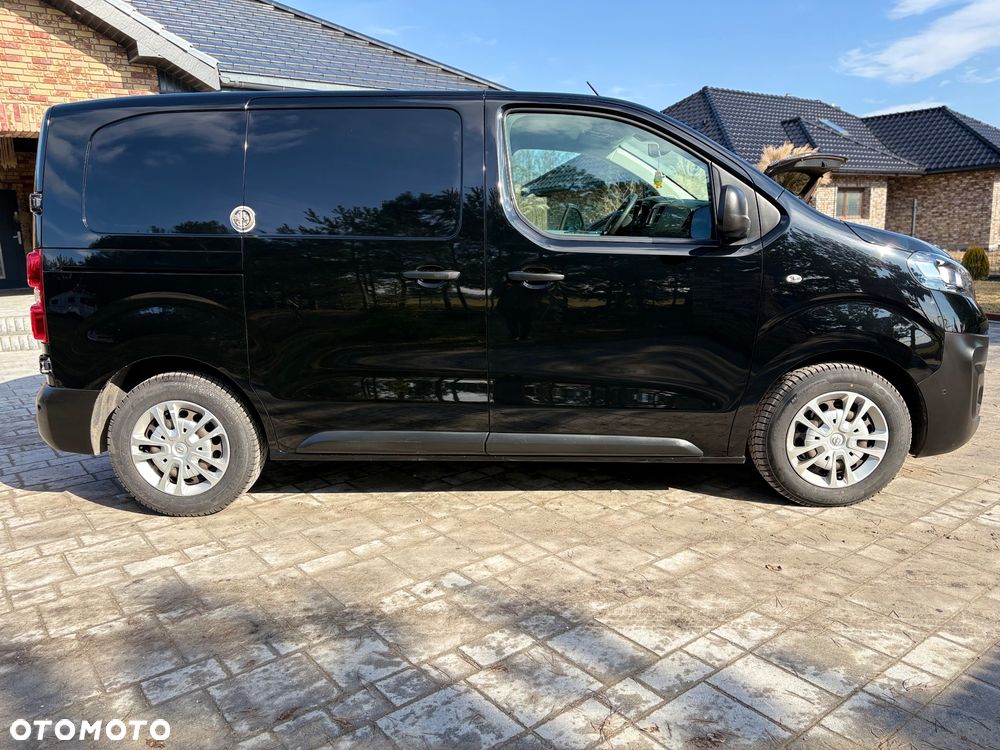Opel Vivaro - 10