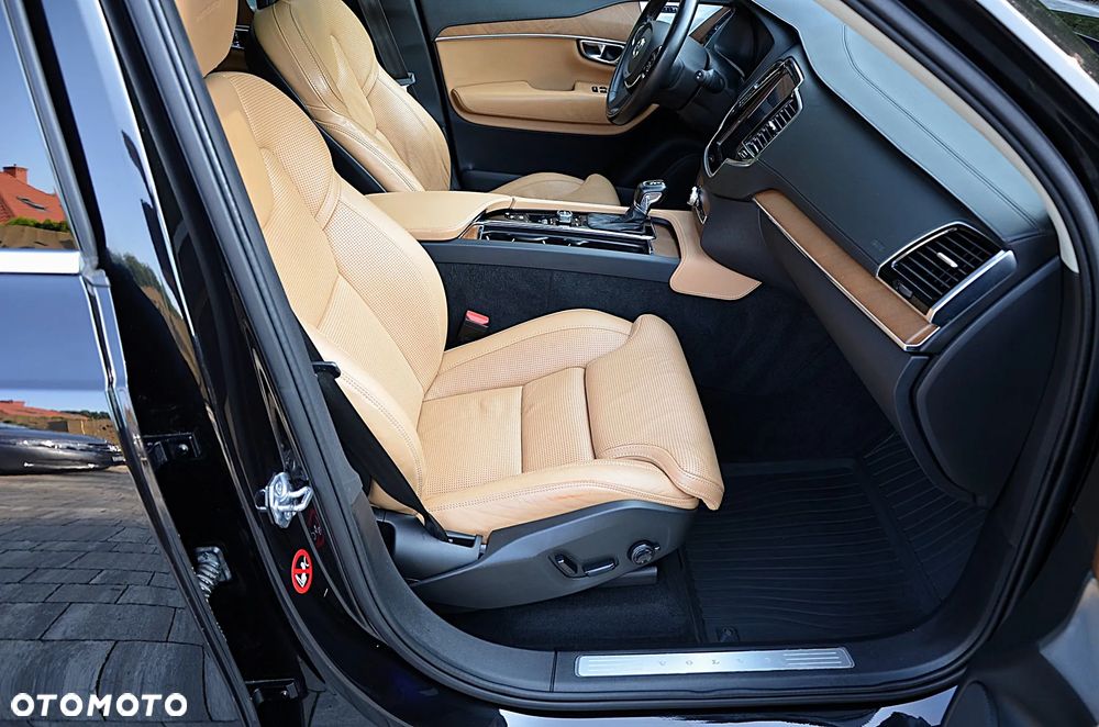 Volvo XC 90 T6 AWD Geartronic Inscription - 36