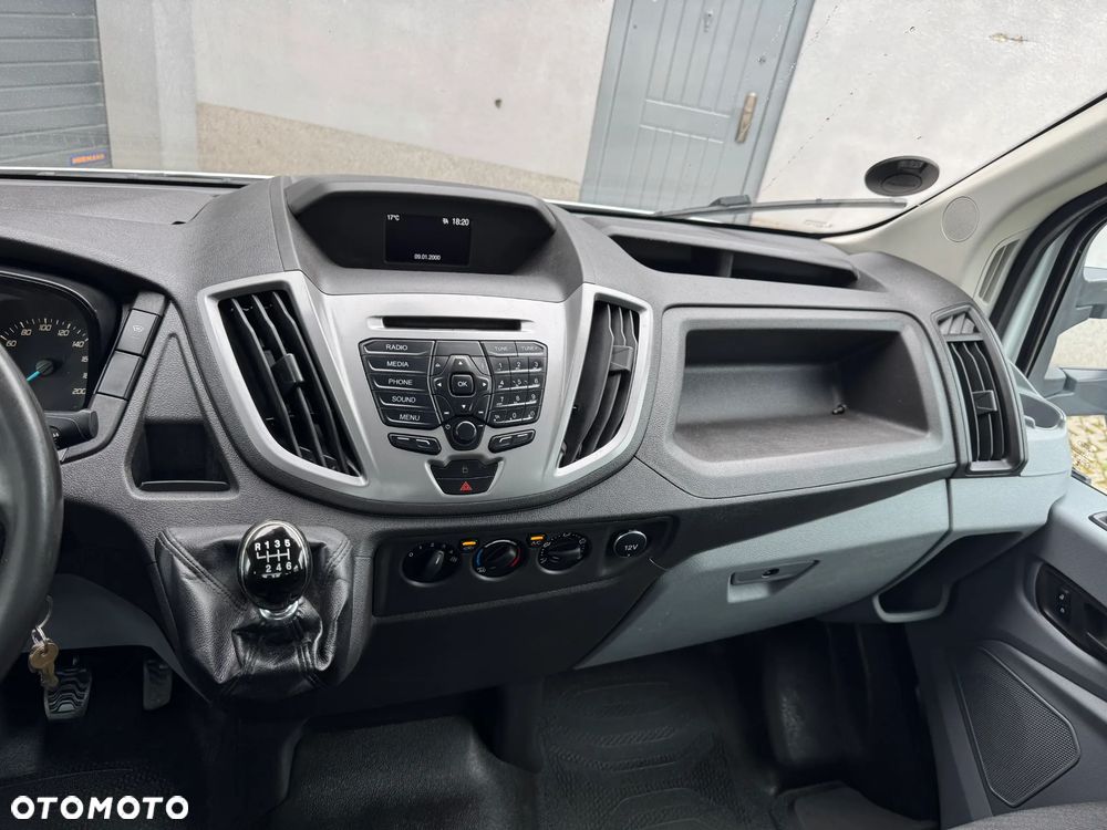 Ford Transit - 29
