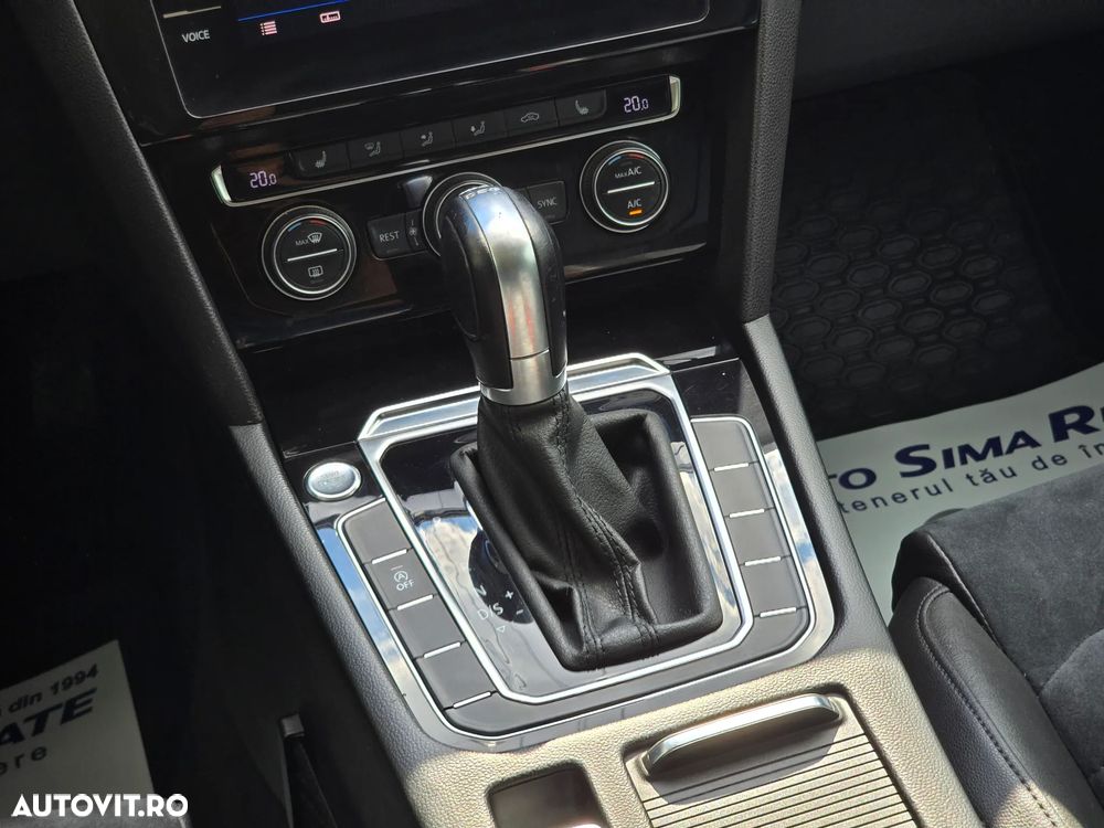 Volkswagen Passat 2.0 TDI SCR DSG Highline - 32