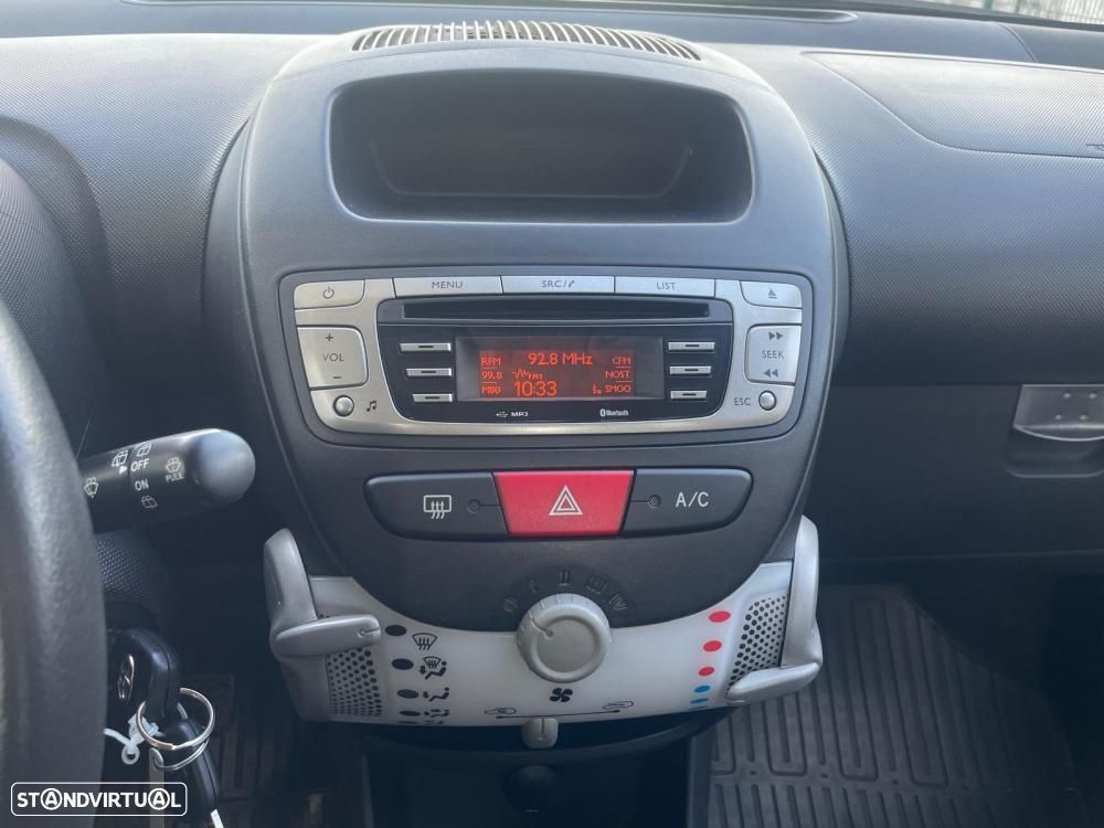 Toyota Aygo 1.0 Power Pack+AC+VSC - 17
