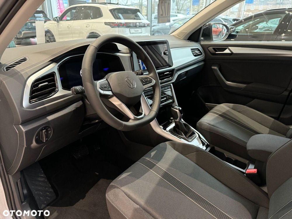 Volkswagen T-Roc - 10