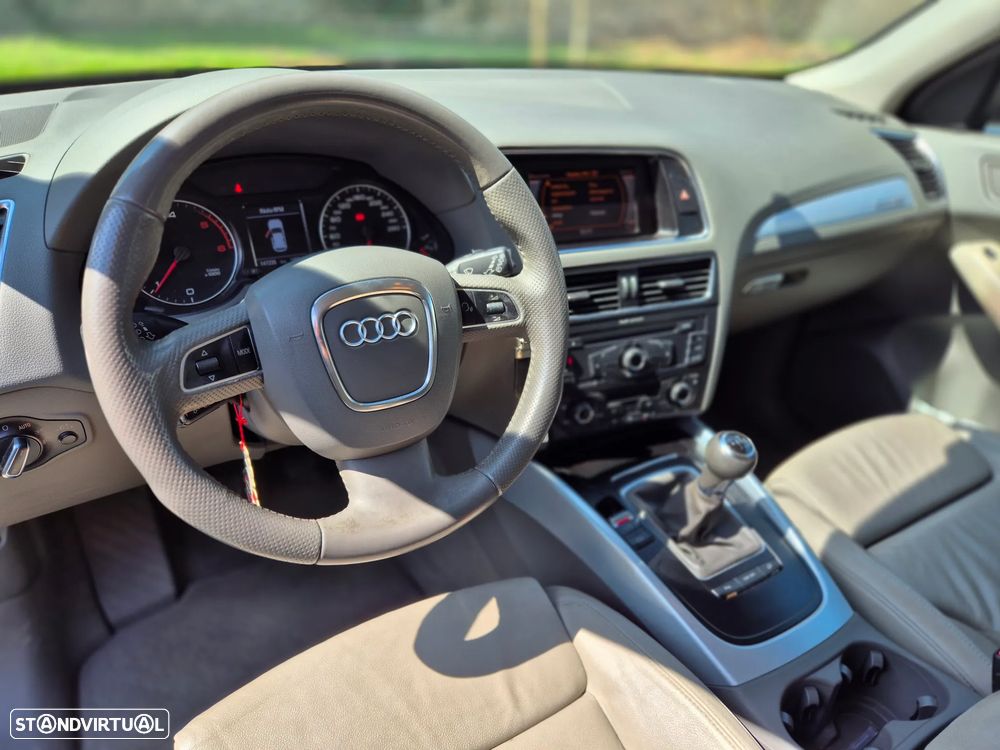 Audi Q5 2.0 TDI Exclusive - 2