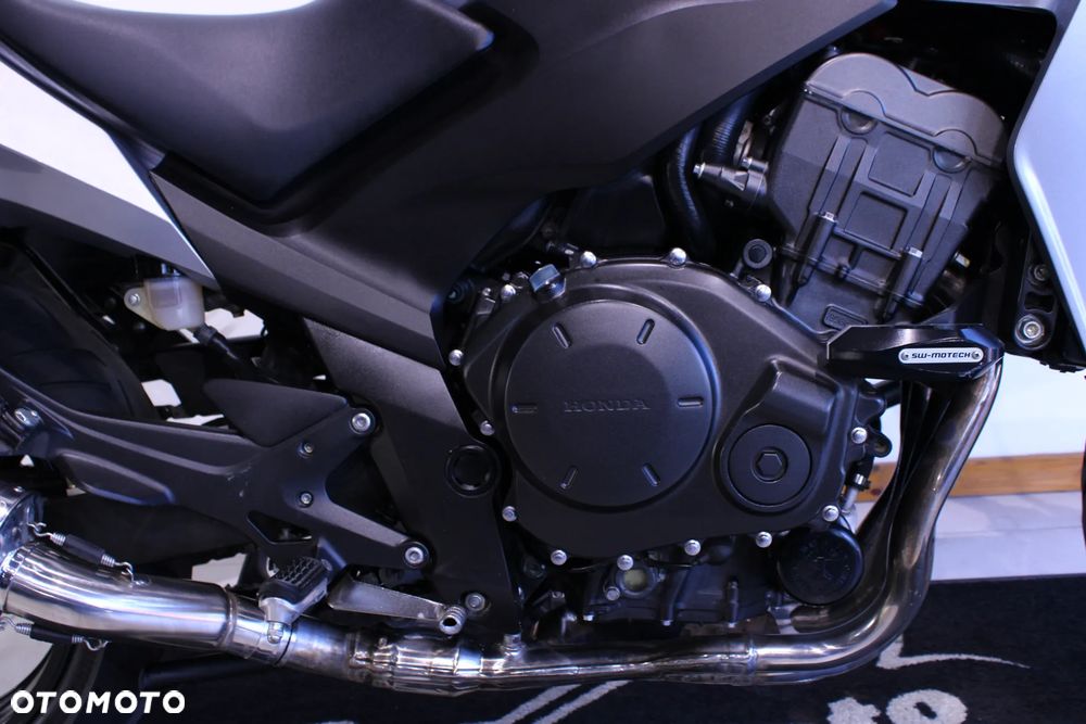 Honda CBF - 21