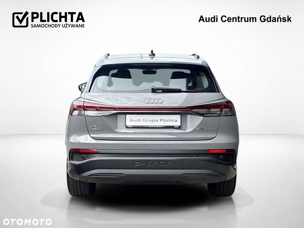 Audi Q4 e-tron - 5