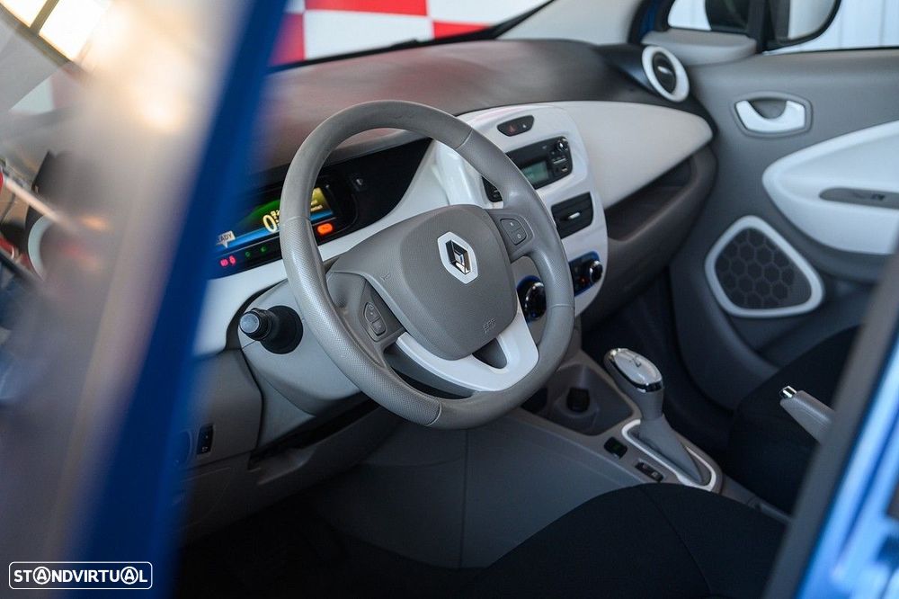 Renault Zoe - 23