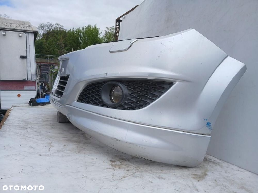 ZDERZAK PRZÓD PRZEDNI OPEL ASTRA H III LIFT SREBRNY Z157 SPRYSKI 13225746 - 2