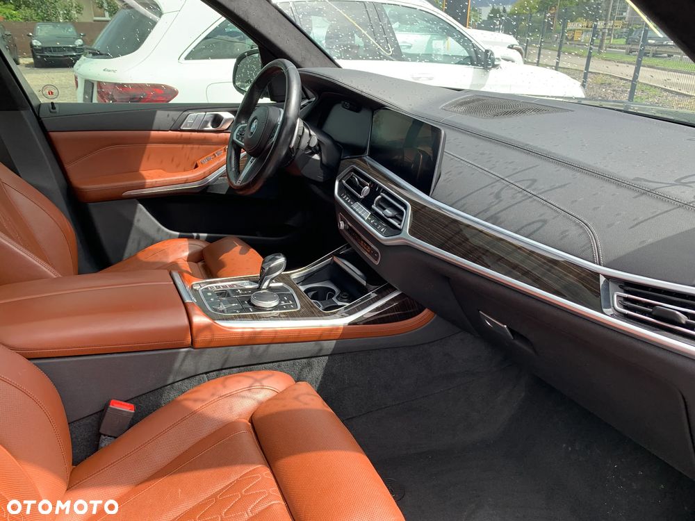 BMW X7 - 14