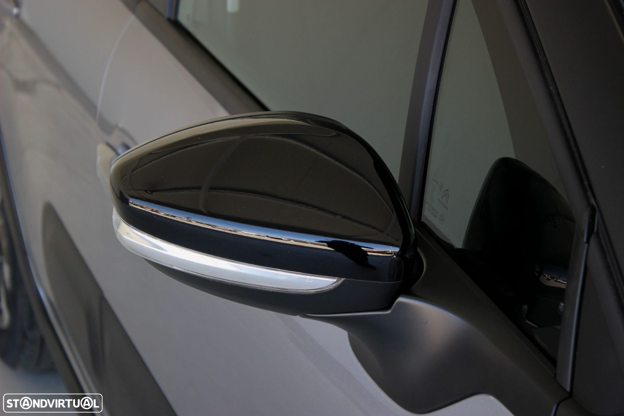 Citroën C3 1.2 PureTech Shine Pack EAT6 - 5