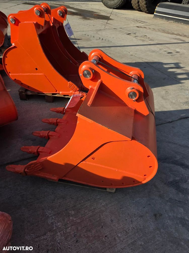 Hitachi ZX55, 2023, 879h, 5,5 tone, CUPLA RAPIDA+3 CUPE NOI, senile cauciuc 90% bune, Inst picon pe brate, A dous inst hidr pe brate, Aer conditionat, Ad sapare 5m, STARE CA NOU, posibilitate leasing-PROMOTIE 46.900 EUR+tva - 21