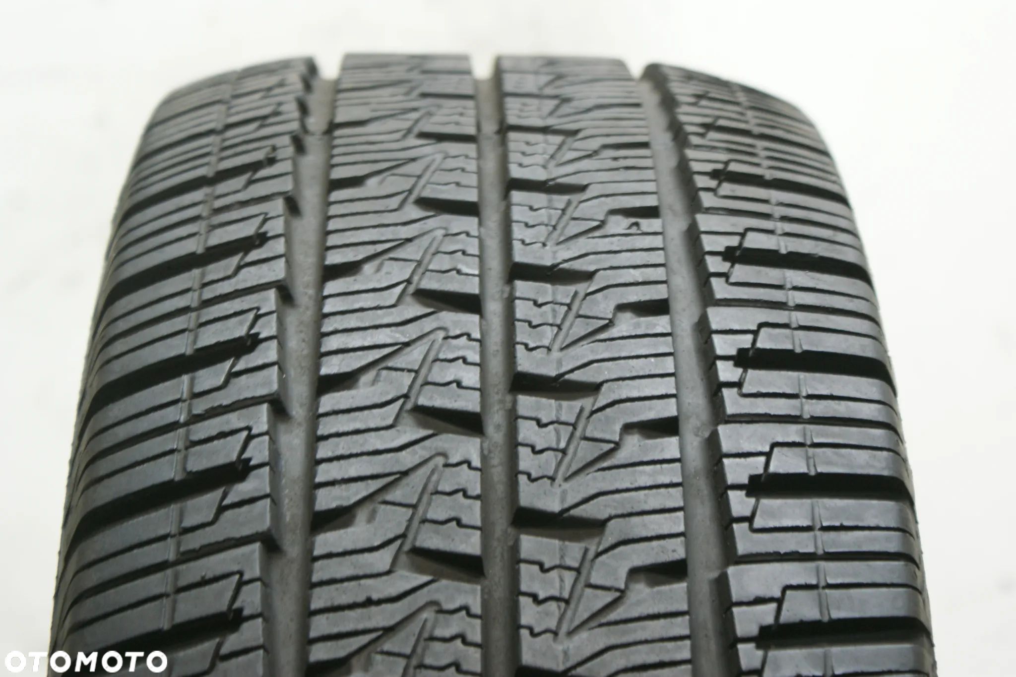 235/65R16C CONTINENTAL VANCONTACT 4SEASON 8,1mm 2022r A9630 - 1