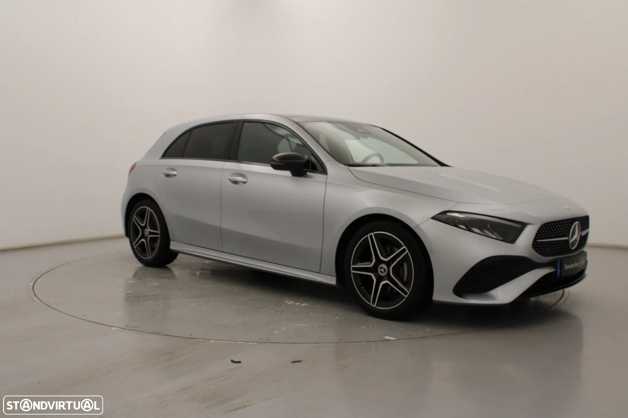 Mercedes-Benz A 200 Standard - 2