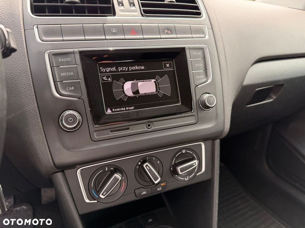 Volkswagen Polo - 17