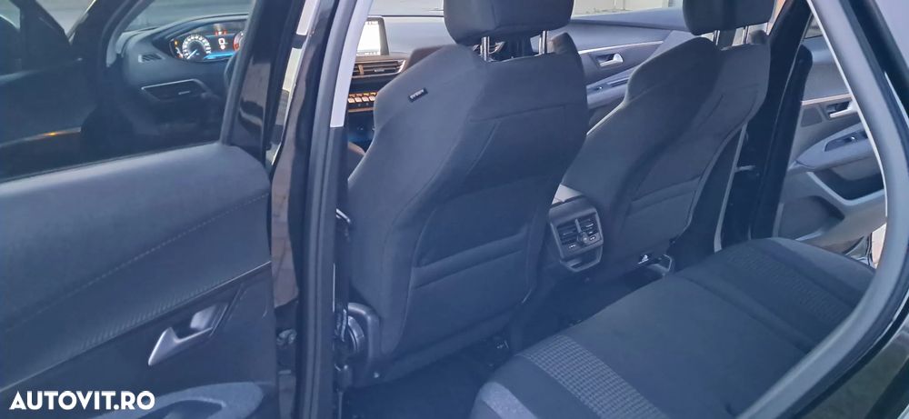 Peugeot 3008 BlueHDi 130 Stop & Start EAT8 Active Business-Paket - 8