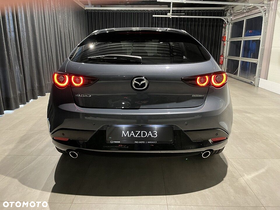 Mazda 3 - 7