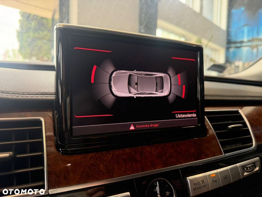 Audi A8 - 21