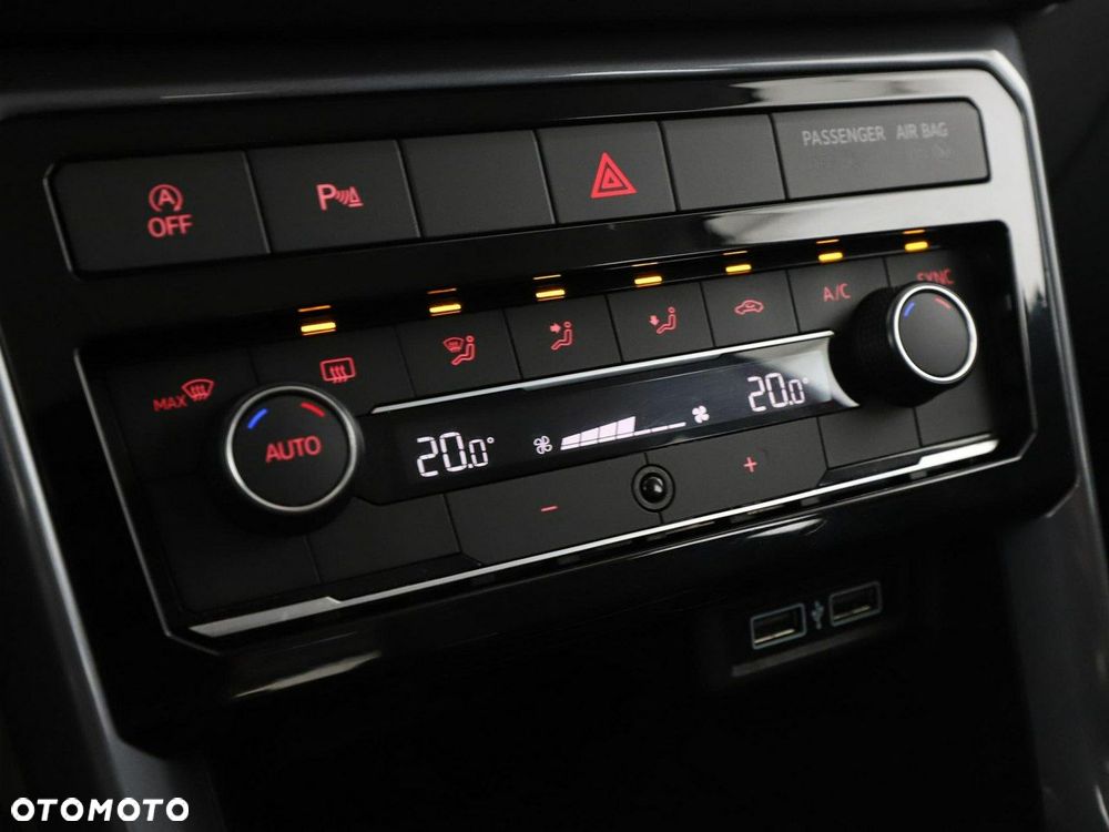 Volkswagen T-Cross - 29