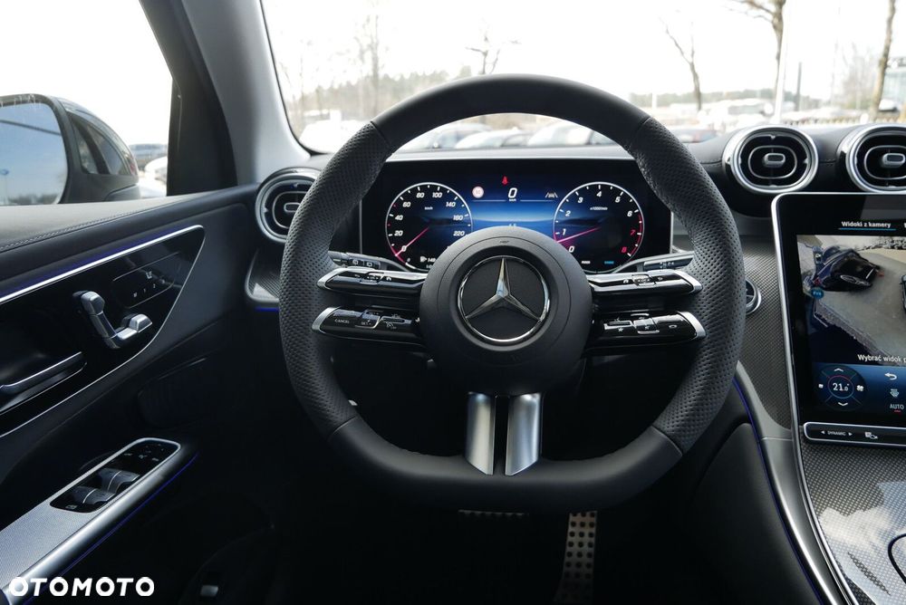 Mercedes-Benz GLC - 14