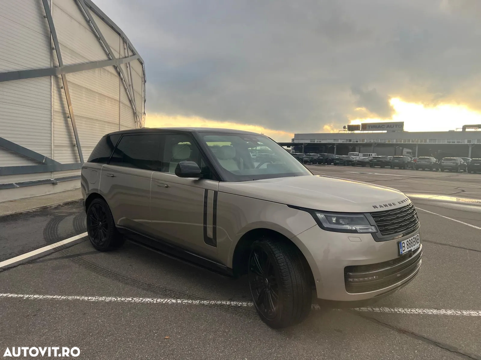 Land Rover Range Rover - 12