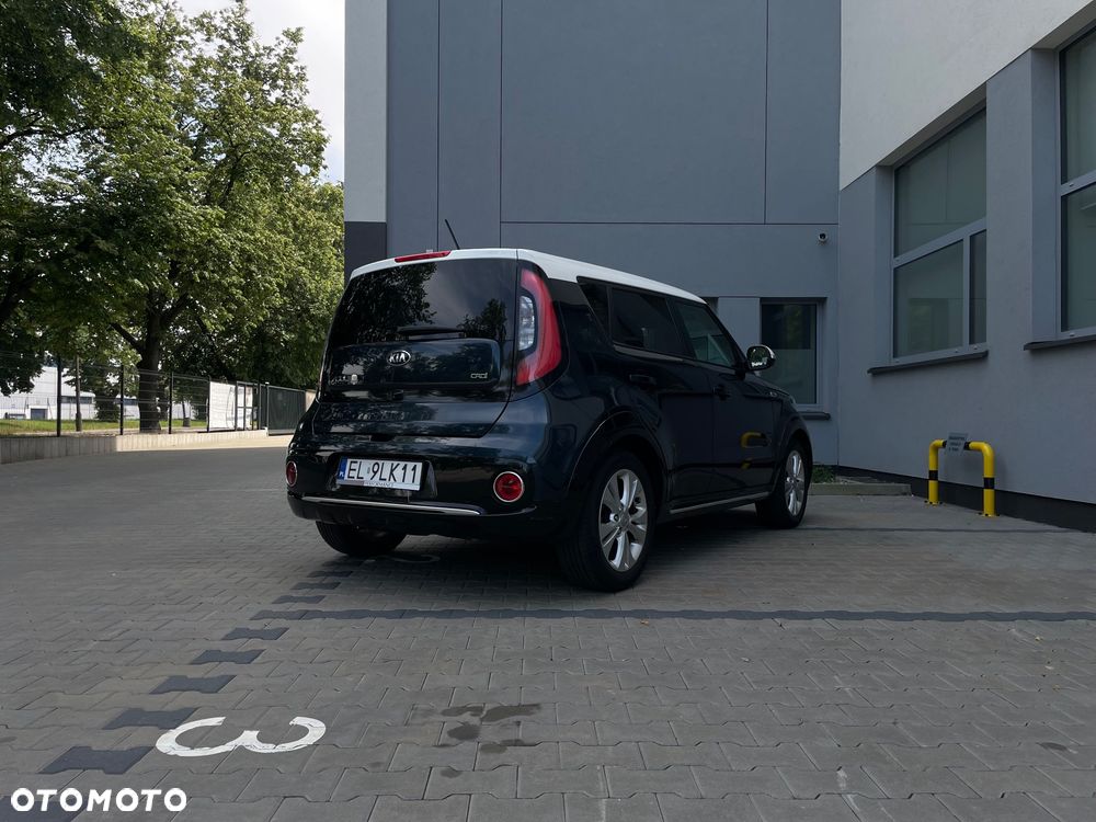 Kia Soul 1.6 CRDI XL - 9