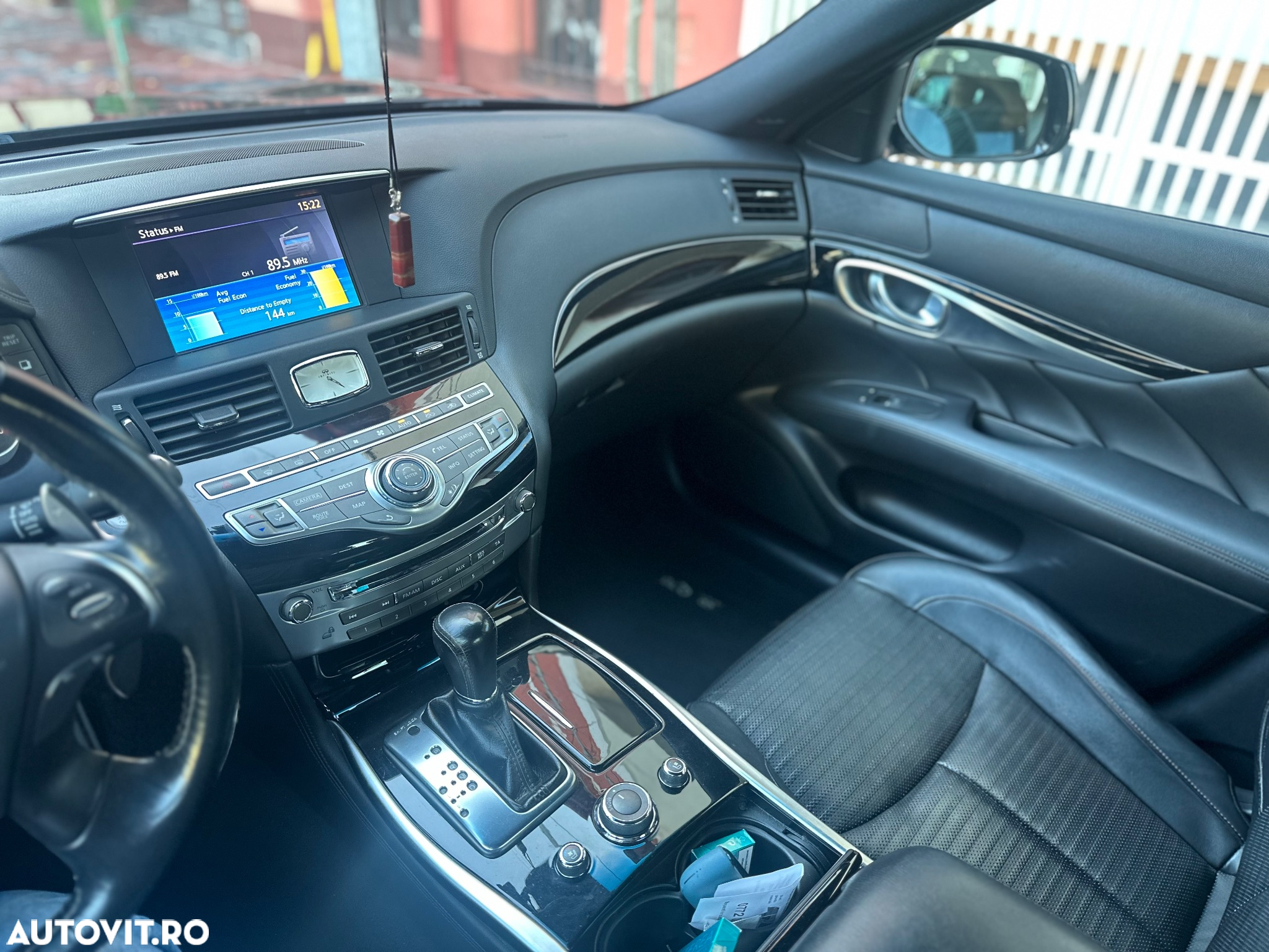 Infiniti Q70 2.2d Sport - 11