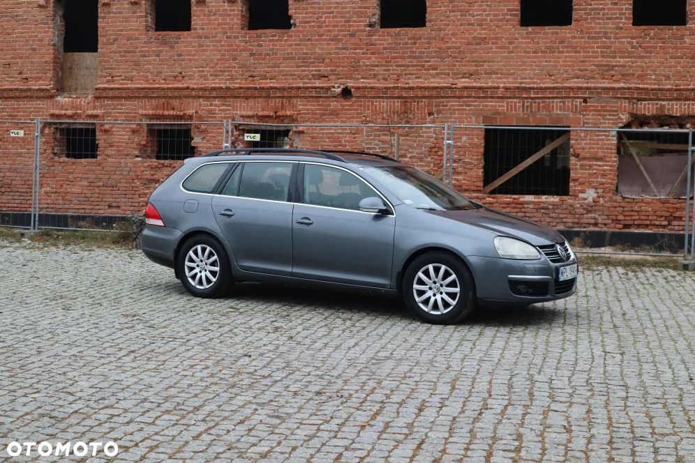 Volkswagen Golf - 3