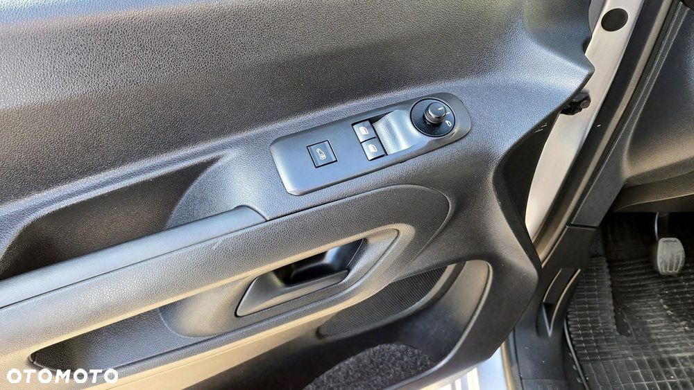 Peugeot Partner - 31