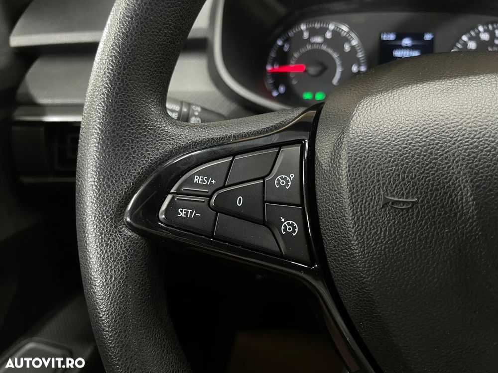Dacia Logan TCe 90 Essential - 20